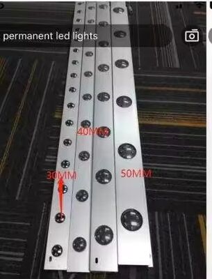 Постоянный светодиодный точечный свет с управляемым приложением Большой дом на большие расстояния 36В 1,5 Вт IP67 Наружные трассы Праздничные рождественские украшения